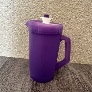 Tupperware Tuppertoy Classic Toy Pitcher Push Button Purple Seal Vintage Kids